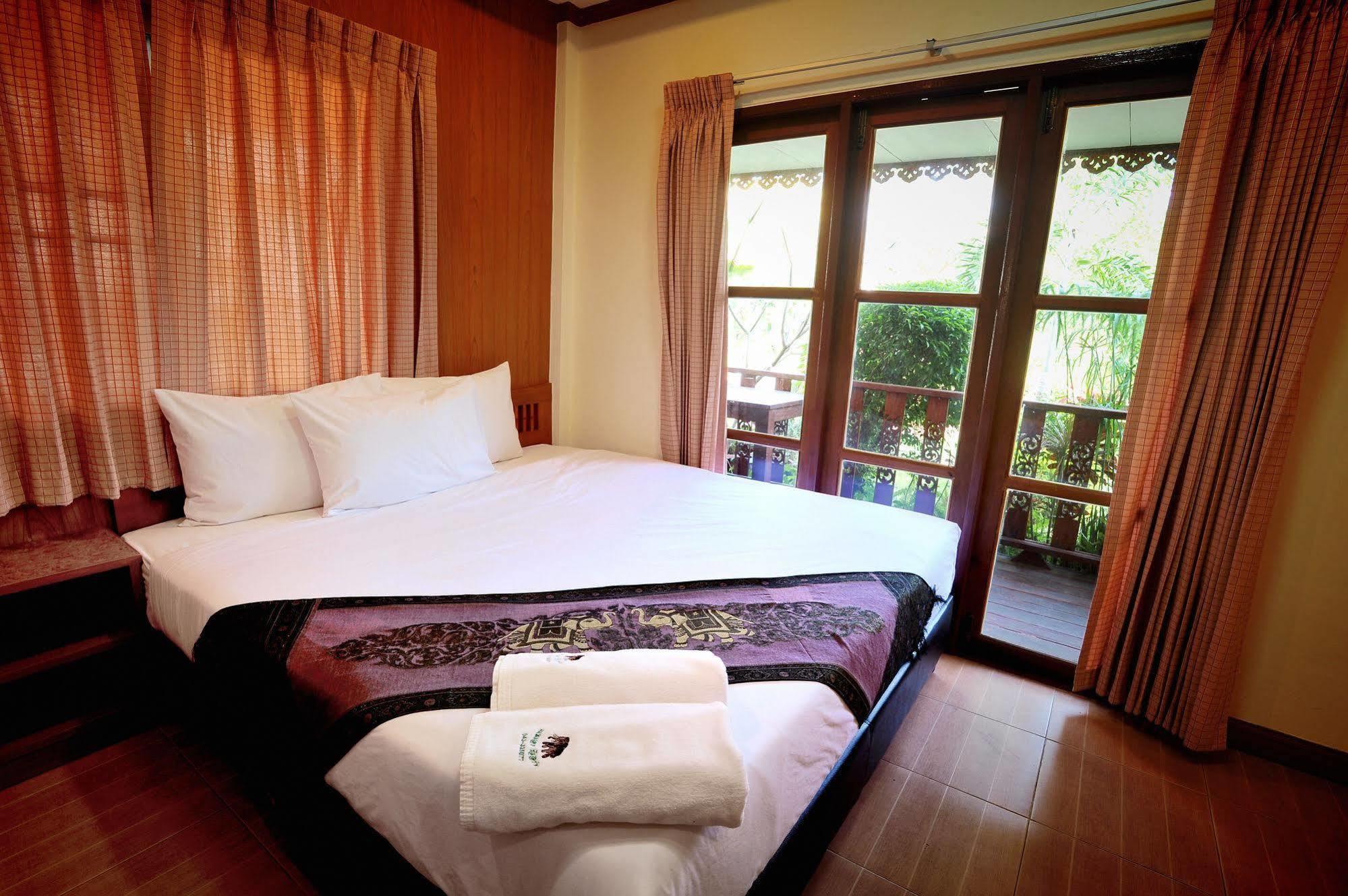 Mammoth Resort Khon Kaen Extérieur photo